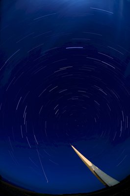 Etretat startrails_5940574958_l.jpg